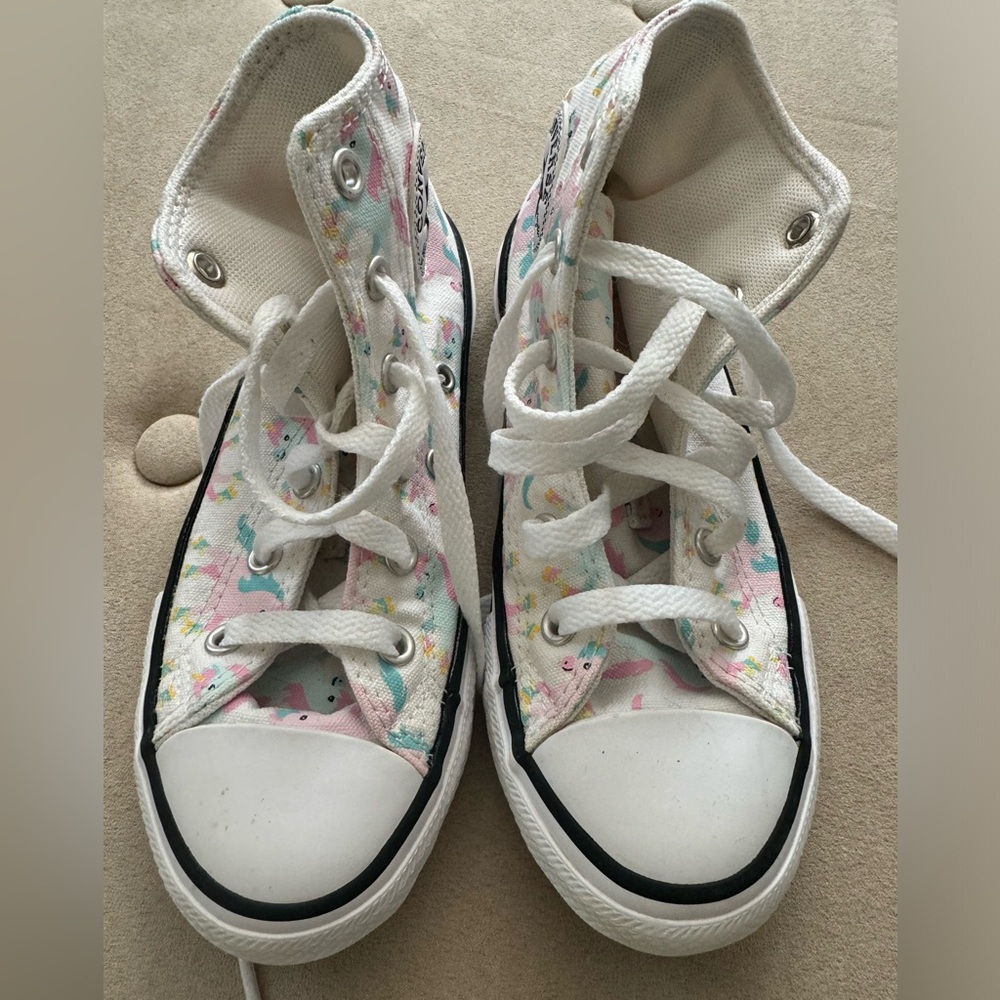 Girls Converse All Star Size 13